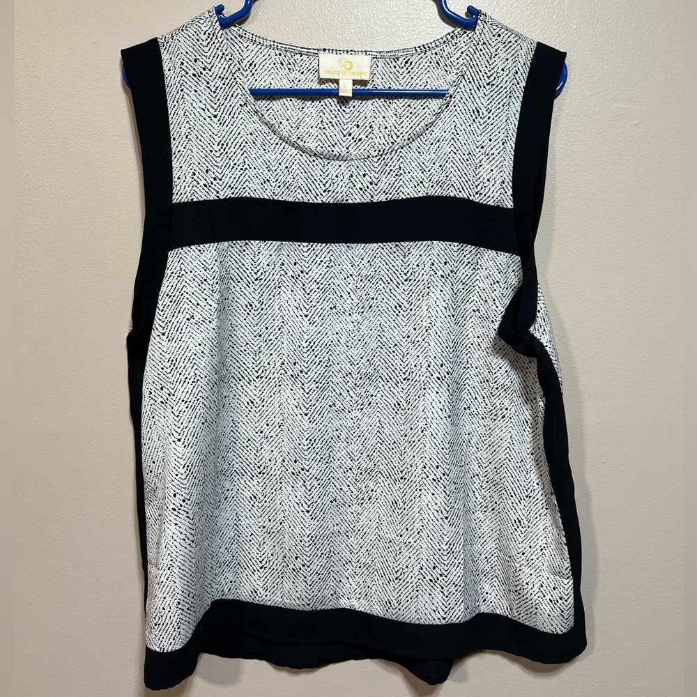 Black and white tank top size L